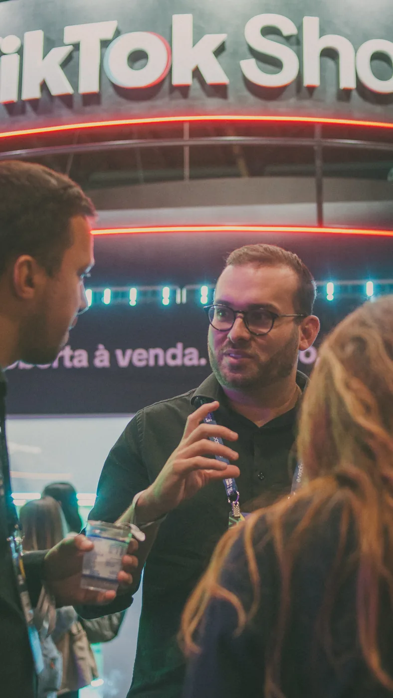 No estande do TikTok Shop, Fórum E-Commerce Brasil 2026